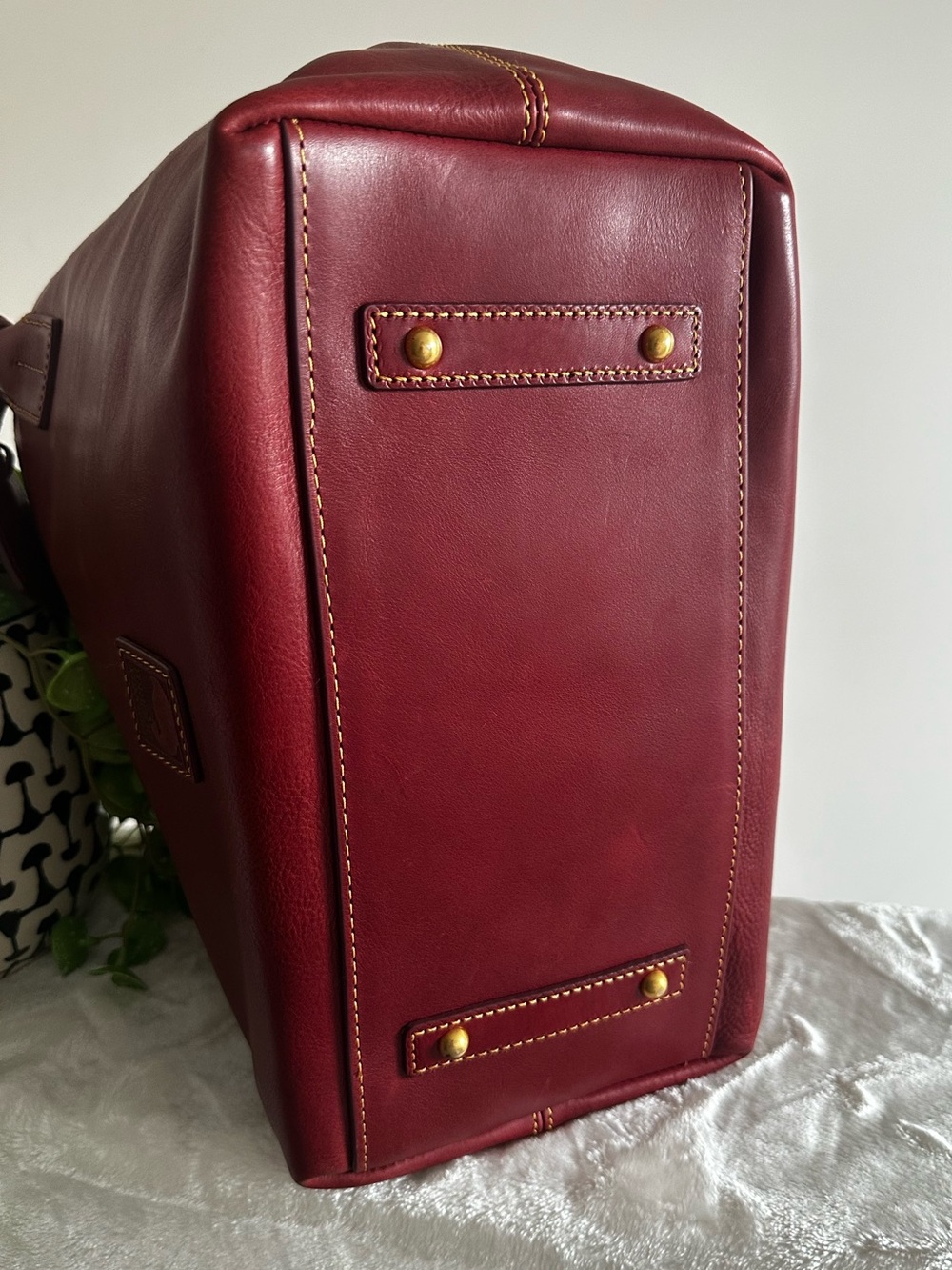 Dooney & Bourke Medium Russell Florentine Leather Toe in Bordeaux NWOT - Picture 9 of 12